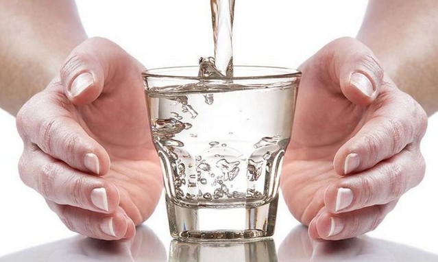 glass of water manifestation technique