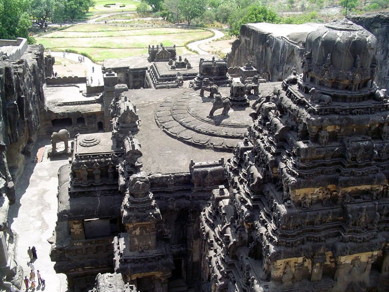 Read more about the article 1200-Year-Old Kailasa Temple Is Carved Entirely from a Single Rock