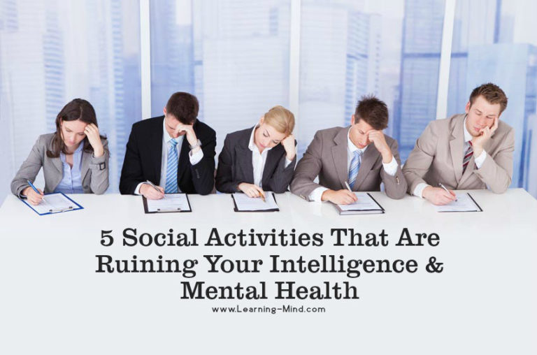Read more about the article 5 Social Activities That Are Ruining Your Intelligence & Mental Health