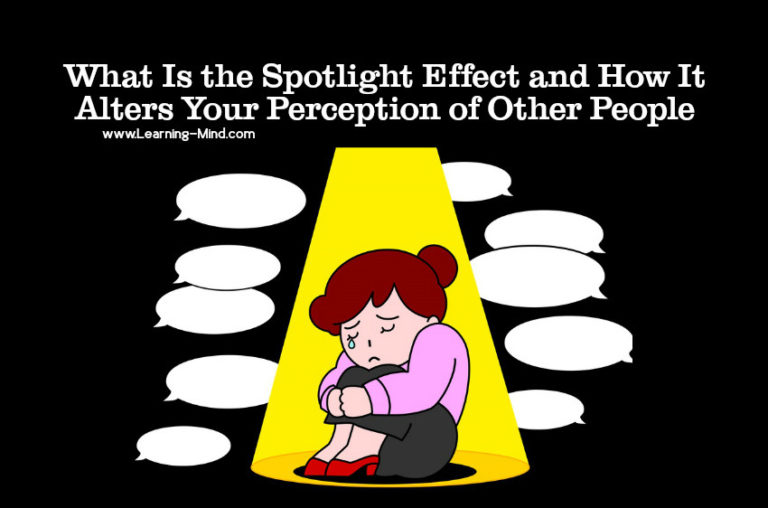 Read more about the article What Is the Spotlight Effect and How It Alters Your Perception of Other People