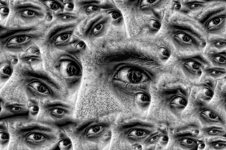 Read more about the article What Is Scopophobia, What Causes It and How to Overcome It