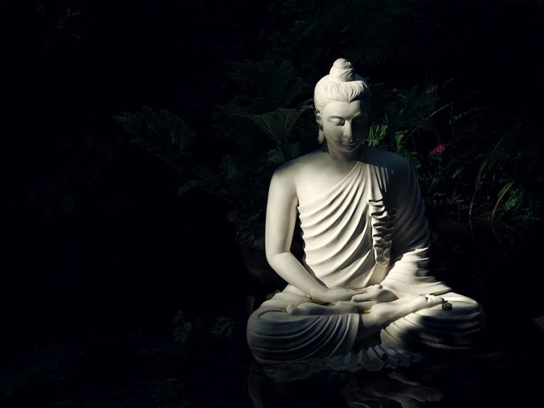 Read more about the article The Four Noble Truths in Buddhism and What They Can Teach You