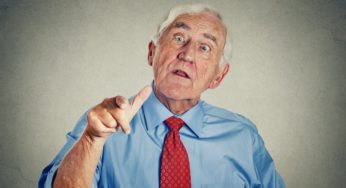 6 Signs Your Manipulative Elderly Parents Are Controlling Your Life
