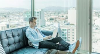 How to Make Extra Income While Working Full-Time: 4 Ideas